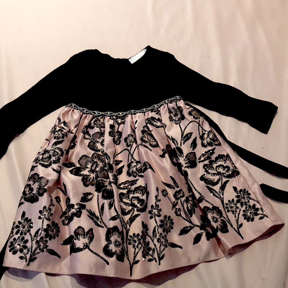 Beautiful elegant dress black and pink